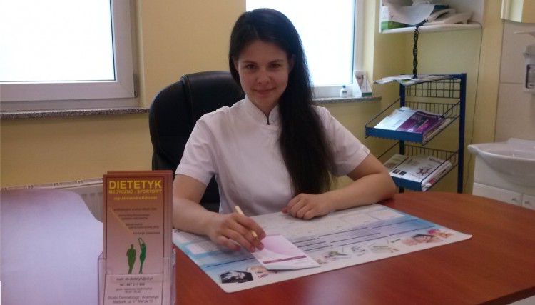 Chcesz poprawić swój wygląd lub stan zdrowia? Aleksandra Balerstet DIETETYK MEDYCZNO-SPORTOWY Zaprasza