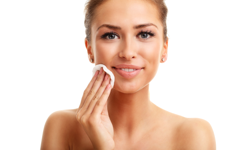 Kosmetyki micelarne – czysta przyjemność w myciu twarzy!