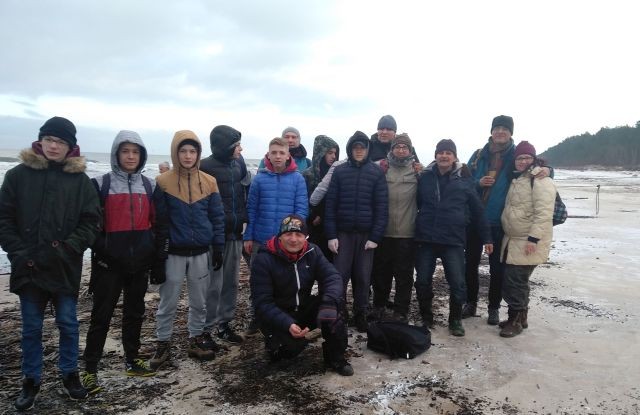 Młodzież z Malborskiego Ośrodka Wychowawczego sprzątała plaże w&#8230;