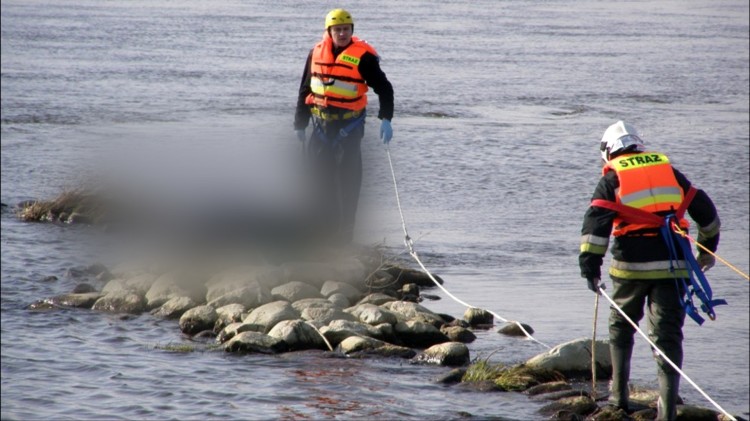 Boręty: Znaleziono zwłoki mężczyzny w wodach Wisły – 02.04.2016