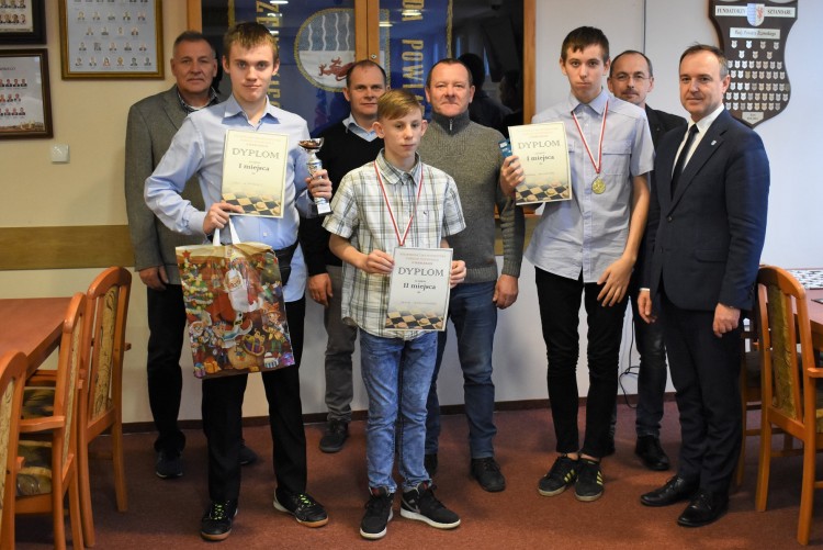 Wychowankowie malborskiego SOSW awansowali do Mistrzostw Polski w warcabach.